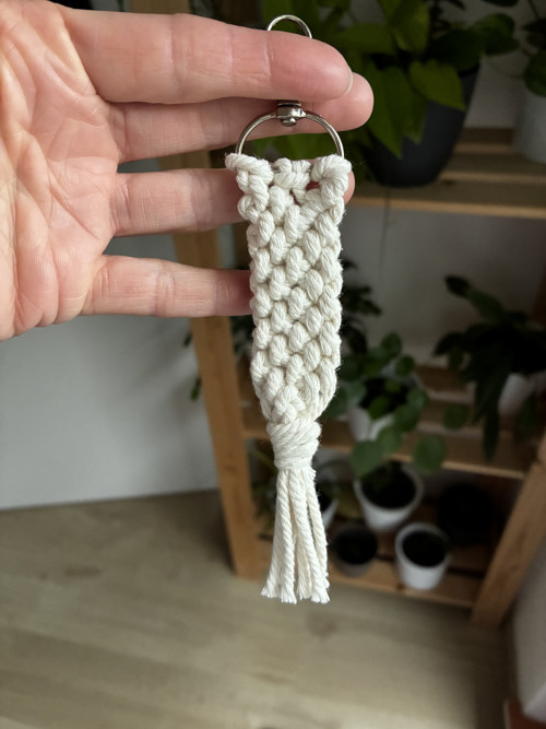 Macramé přívěsek
