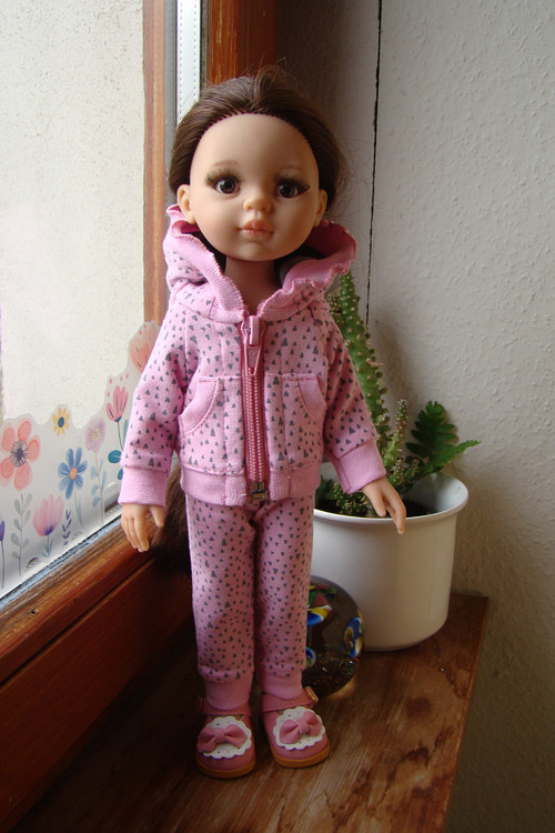 Paola Reina 32 cm - tepláková souprava