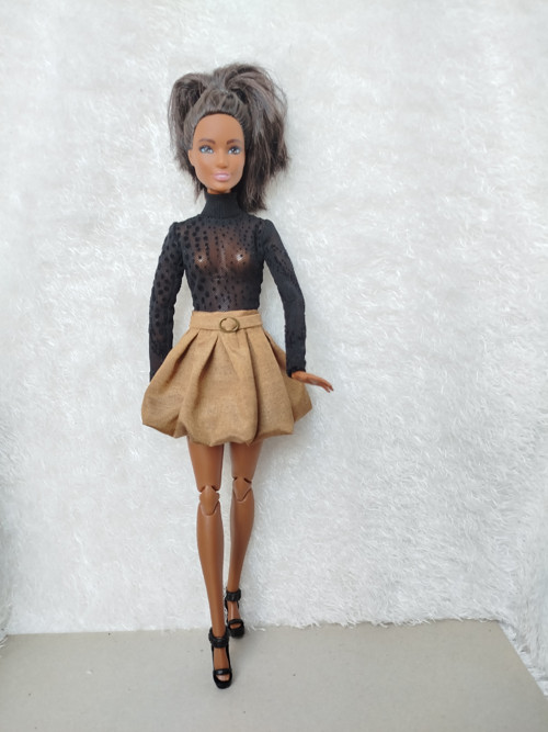 Sukýnka pro Barbie — foto 1