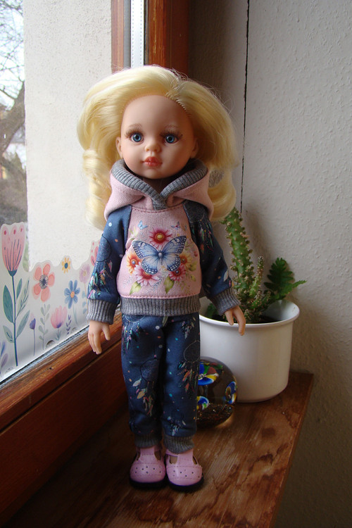 Paola Reina 32 cm - tepláková souprava