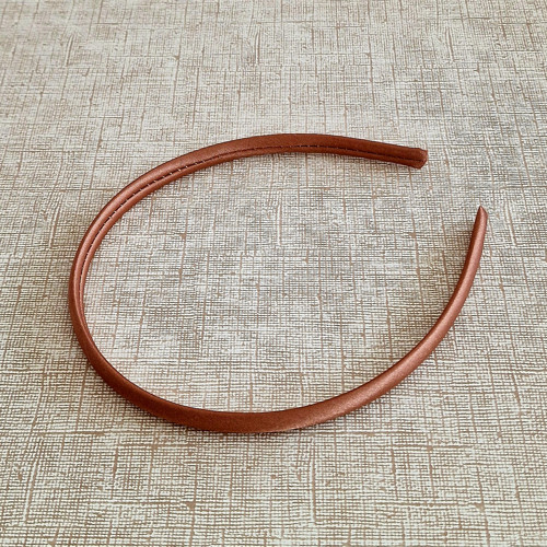Lesklá SATÉNOVÁ ČELENKA do vlasů (10 mm)