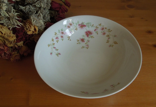 Porcelánová značená mísa