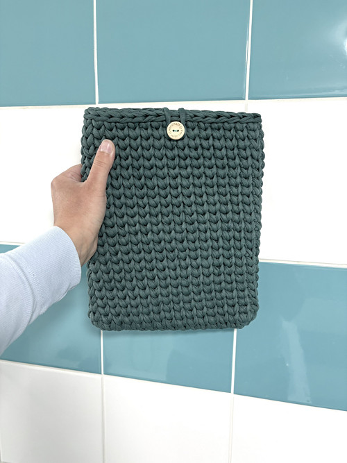 Háčkovaný obal na tablet