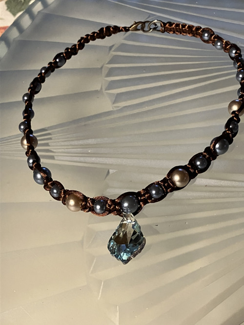 Macramé - drhaný náhrdelník — foto 1