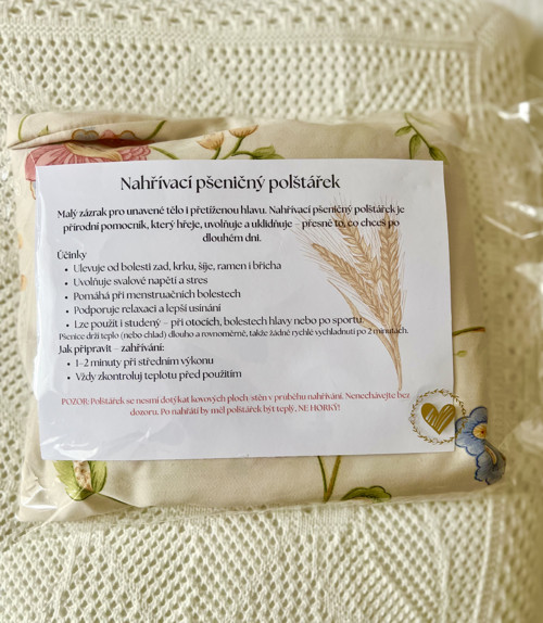 Nahřívací polštářek na záda