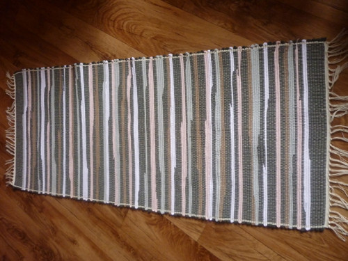 Ručně tkaný koberec - 50 x 120 cm