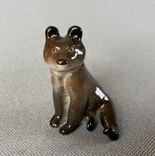 Porcelánová soška Medvěd V 9 cm, LFZ Lomonosov