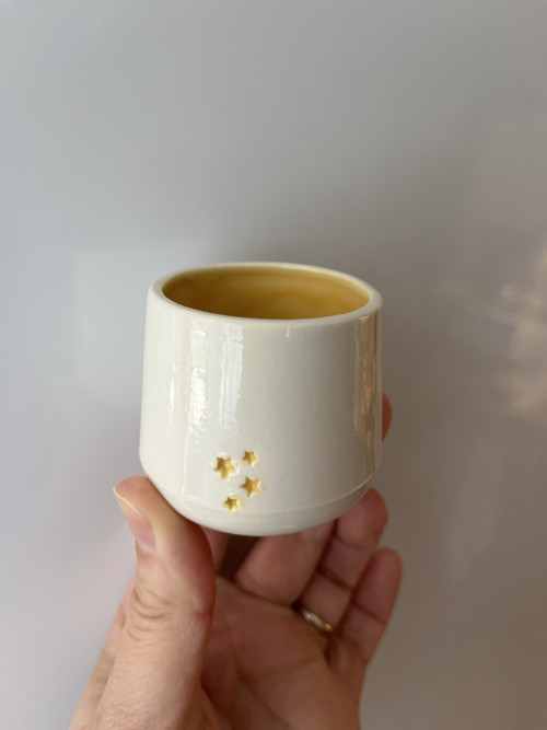 Porcelánový kalíšek Hvězdičky