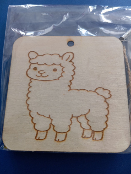 Cedulka / dřevěná lama