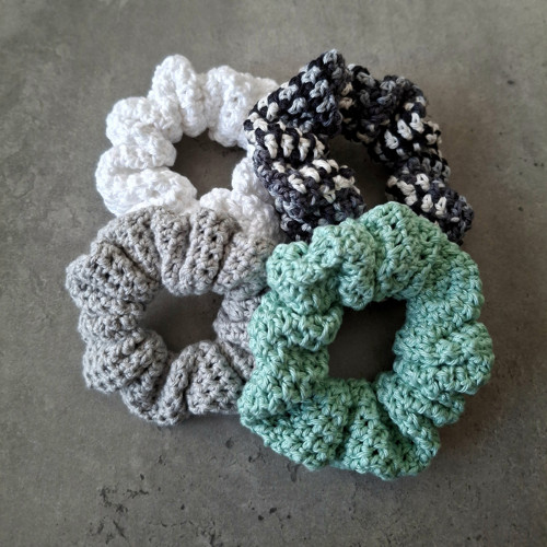 Háčkovaná scrunchie