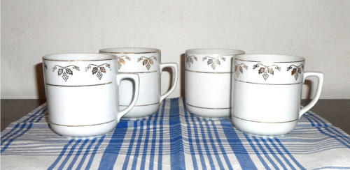 4x porcelánový HRNEK zlacený • Lubenec