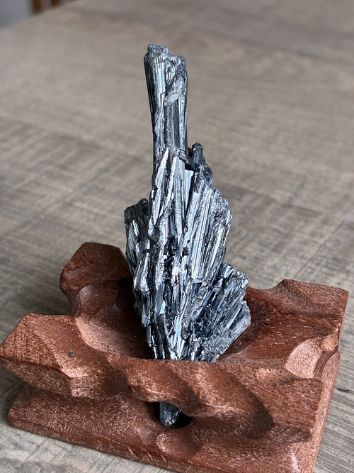 STIBNIT Antimonit- výstavní minerál, 37gr. GUIZHOU