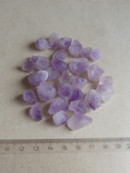 Ametyst krystal - Madagaskar - 29 ks - zlomky