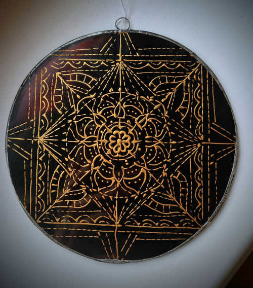 Mandala na skle