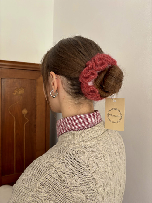 Handmade háčkovaná scrunchie