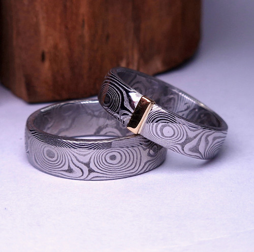 Snubní damasteel prsteny "Impact Gold"