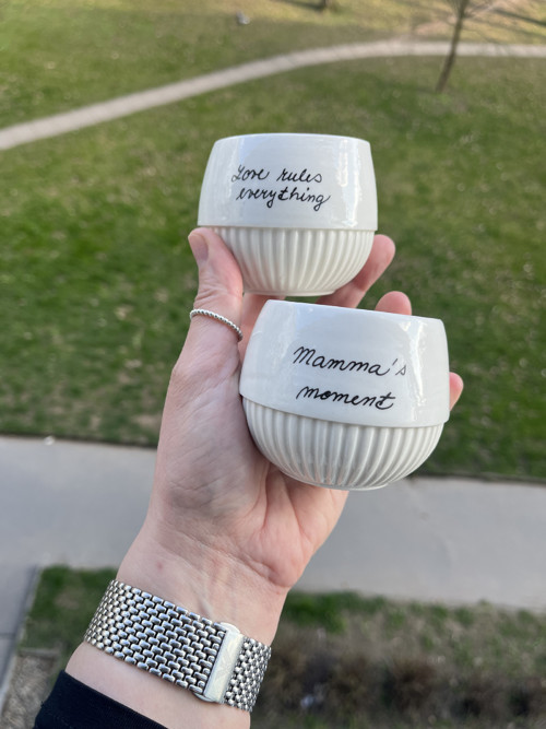 Kalíšek, porcelánovy, Love rules everything