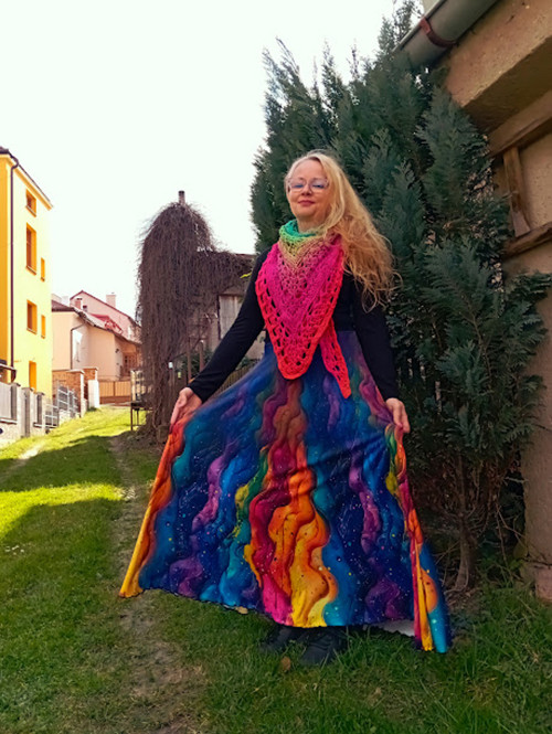 Dámská dlouhá půlkolová sukně