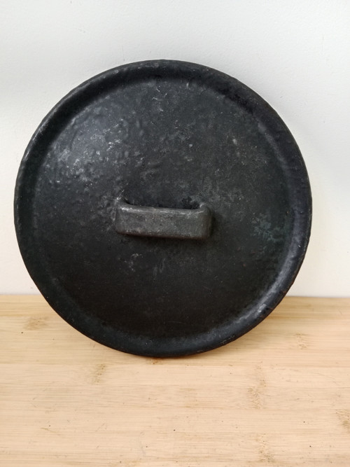 Smaltovaná poklička tzv.česká litina vel.cca 20cm