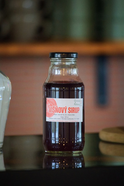 Višňový sirup