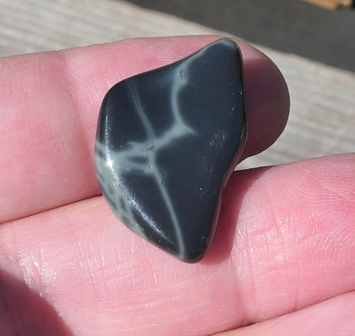 Obsidián pavoučí (24 mm) V3687 — foto 1