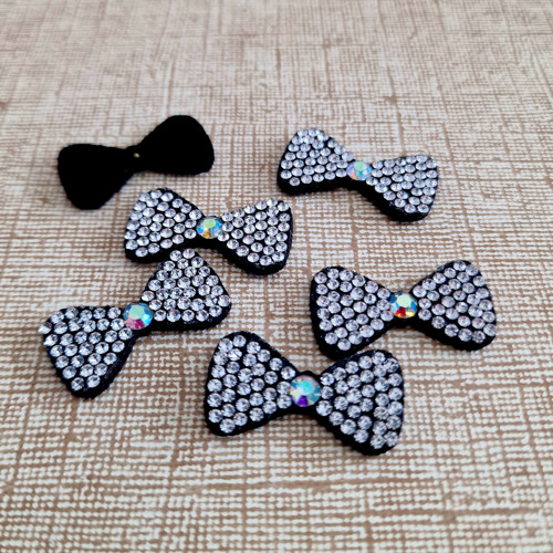 Sada 30 ks kamínkové MAŠLIČKY 28x15 mm (černé)