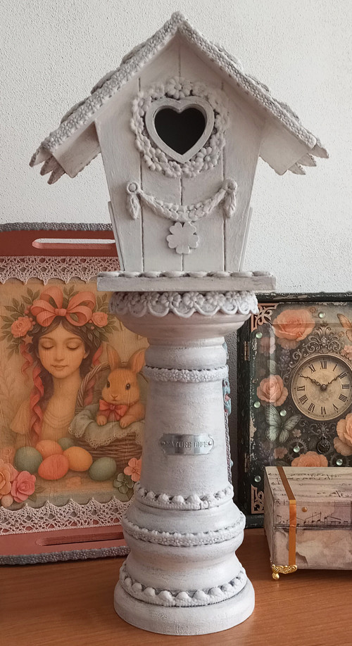 Ptačí budka.