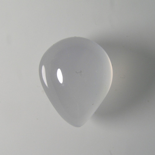 Levandulový Chalcedon, 5,73 ct., 12,6x10,3x6,8 mm