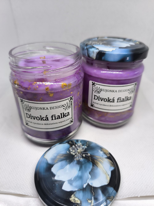 Sójová svíčka s vůní Divoká fialka