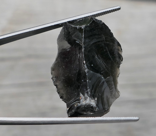 Surový obsidián černý V3707 — foto 1