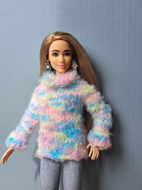Fluffy - svetřík pro Barbie