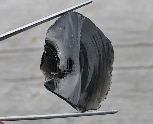 Surový obsidián černý V3737 — foto 1