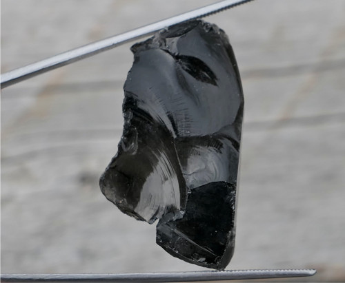 Surový obsidián černý V3743 — foto 1