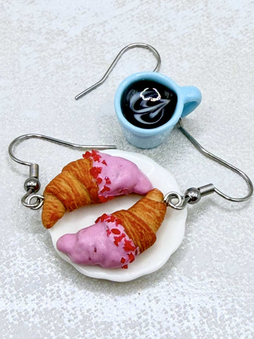 Náušnice visací Croissant malinový a káva