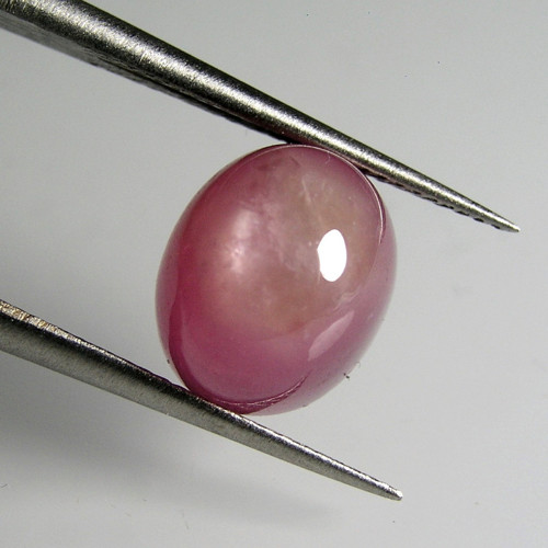 Přírodní růžový Rubín, 7,05 ct., 10,1x8,3x7,2 mm