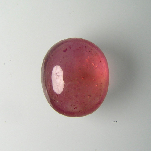 Kabošon přírodního Rubínu, 2,86 ct., 8,7x7,4x4,0mm