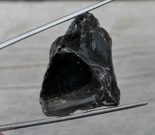 Surový obsidián černý V3747 — foto 1