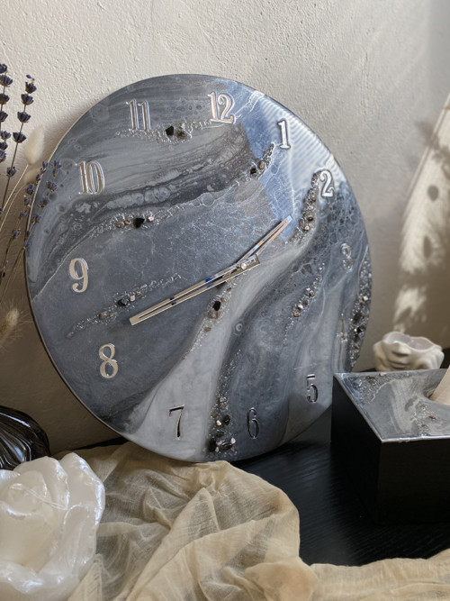 Designové hodiny — foto 1