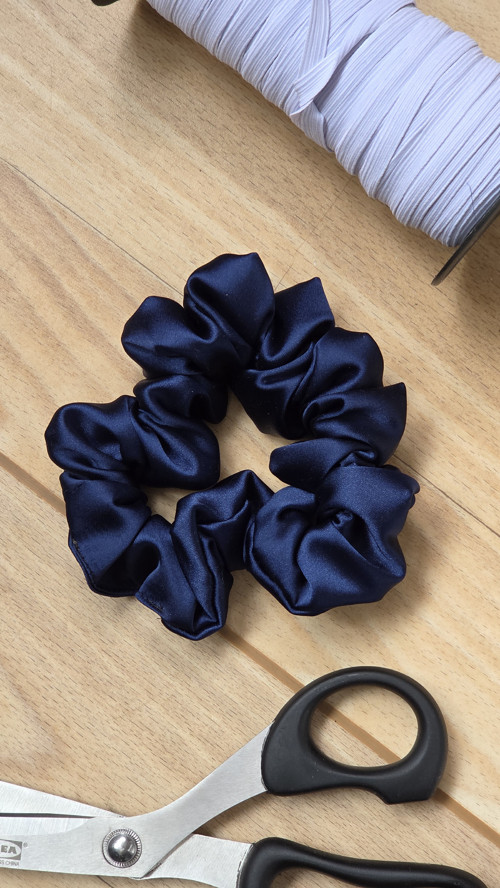 Scrunchie gumička - umělé hedvábí - satén