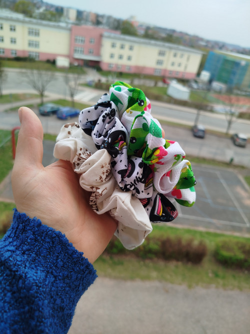 ‼️‼️‼️VÝPRODEJ‼️‼️‼️88,- ZA 3 GUMIČKY — foto 1