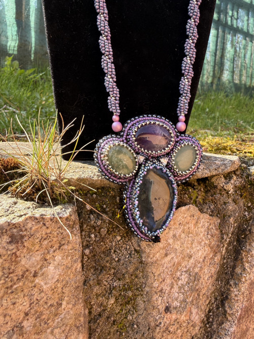 „Lesní amulet“ náhrdelník