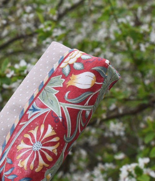"Kapesníkovník" - Morris a tulipánky