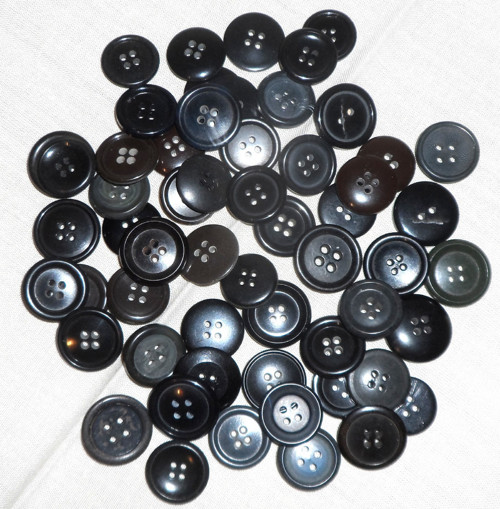 55x KNOFLÍKY