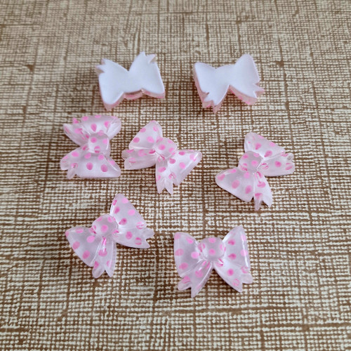 Sada 15 ks MAŠLIČKY s puntíky 19x16 mm (transp.)