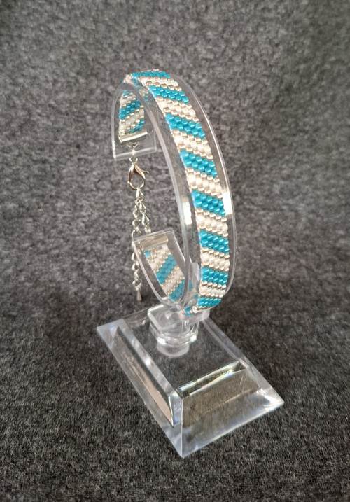 Náramek modro/bílo/stříbrný (056)