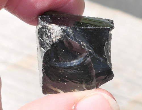 Surový obsidián černý V3837 — foto 1