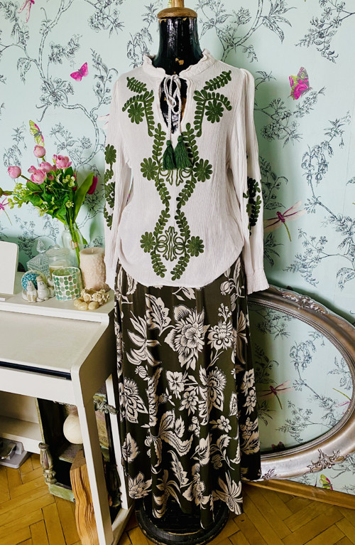 Halenka boho vyšívaná — foto 1