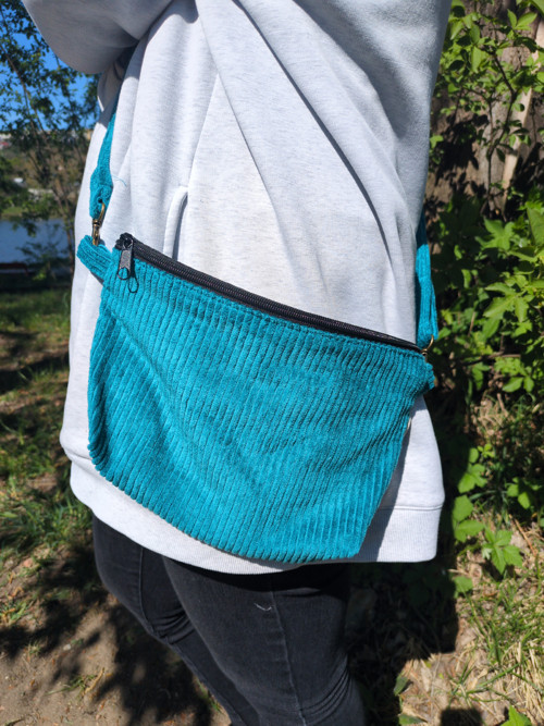 Manšestrová taška-Crossbody tyrkysová