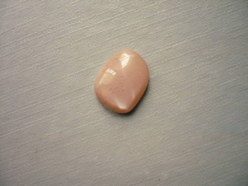 Kabošon - měsíční kámen broskvový 13 mm, č.8f