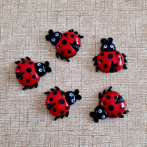Sada 10 ks větší BERUŠKY (29x26 mm)